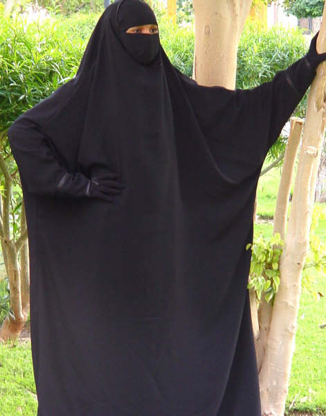 overhead_abaya_ha312