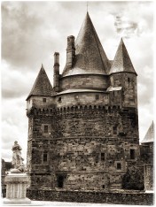 wwI memorial, Vitré, Brittany